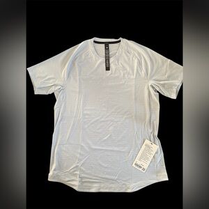 lululemon athletica Light Blue/Gray Short Sleeve Licence To Train